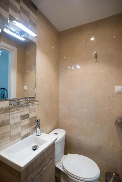 Апартаменты Monastiraki 3-4 Blue Sky Афины Экстерьер фото